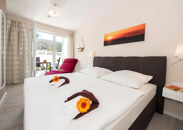 Apartment Brise Stadtvilla Blumenhof App 02 *